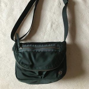Lululemon Festival Ii Teal Shadow Crossbody/Shoulder Purse Bag